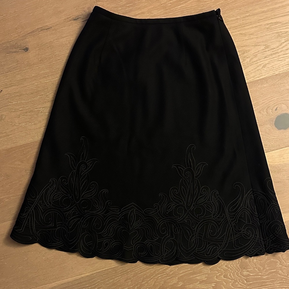 Elegant Black Women's Skirt